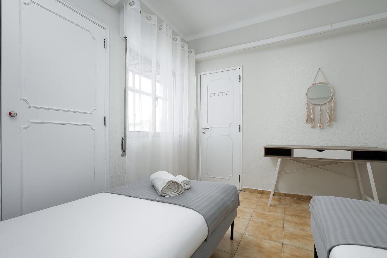Tranquil View Apartment By Lovelystay กัวเตย์รา ภายนอก รูปภาพ